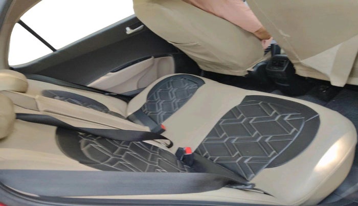 2016 Hyundai Xcent S 1.2, Petrol, Manual, 48,440 km, interior