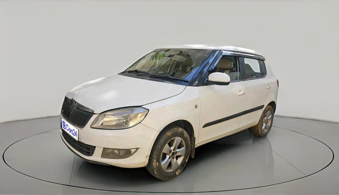 2011 Skoda Fabia ELEGANCE 1.6 MPI, Petrol, Manual, 1,72,131 km, exterior