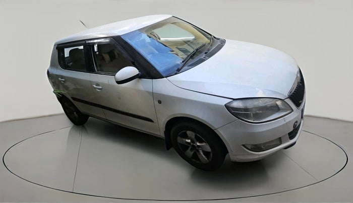 2011 Skoda Fabia ELEGANCE 1.6 MPI, Petrol, Manual, 1,72,131 km, exterior