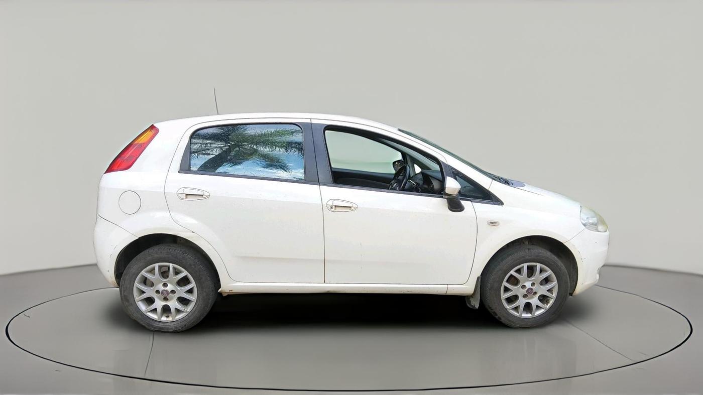 2012 Fiat Grand Punto Emotion 1.3, Diesel, Manual, 1,49,430 km, exterior