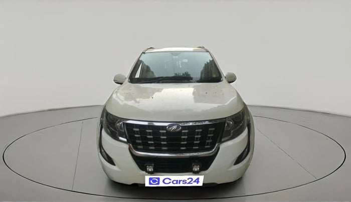 2015 Mahindra XUV500 W10, Diesel, Manual, 1,62,371 km, exterior
