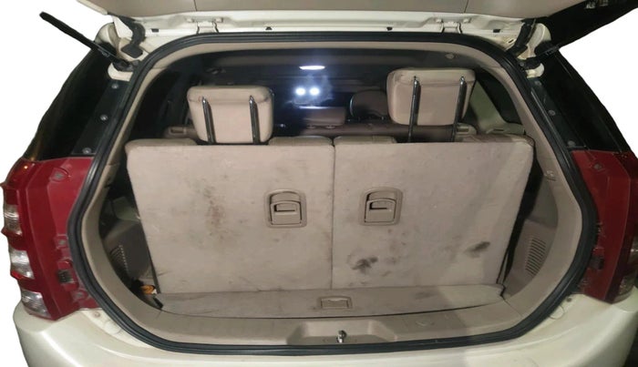 2015 Mahindra XUV500 W10, Diesel, Manual, 1,62,371 km, exterior