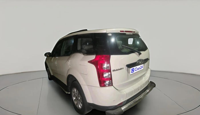 2015 Mahindra XUV500 W10, Diesel, Manual, 1,62,371 km, exterior