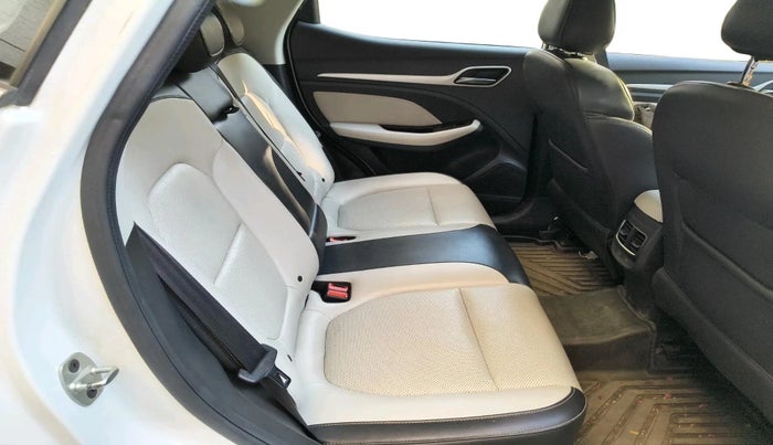 2022 MG ASTOR SHARP EX 1.5 MT, Petrol, Manual, 82,239 km, interior