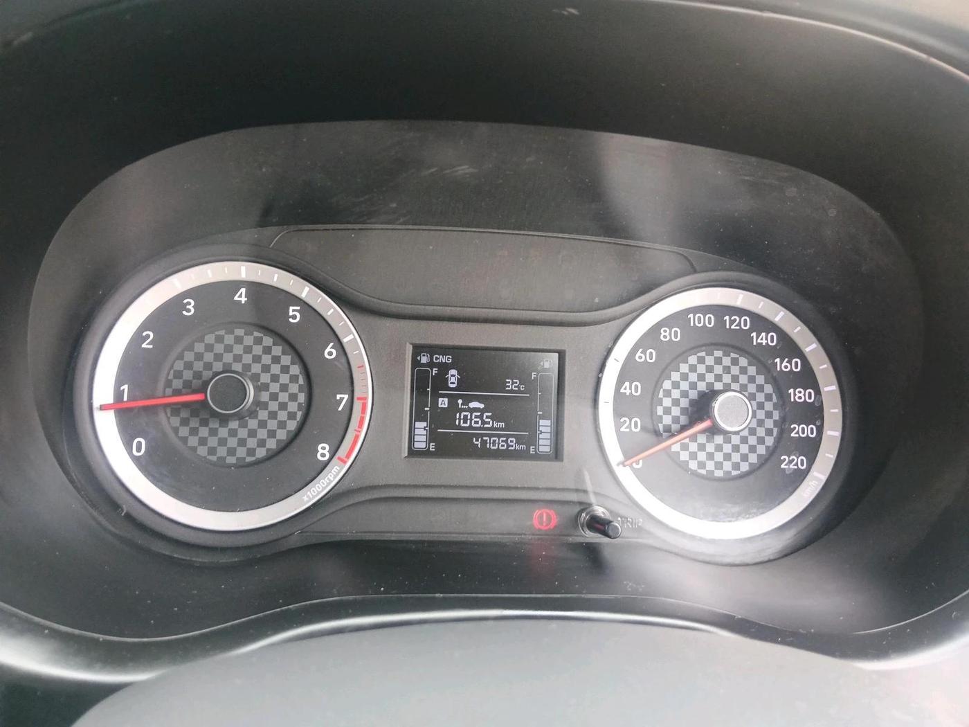 2022 Hyundai GRAND I10 NIOS SPORTZ 1.2 KAPPA VTVT CNG, CNG, Manual, 47,069 km, interior