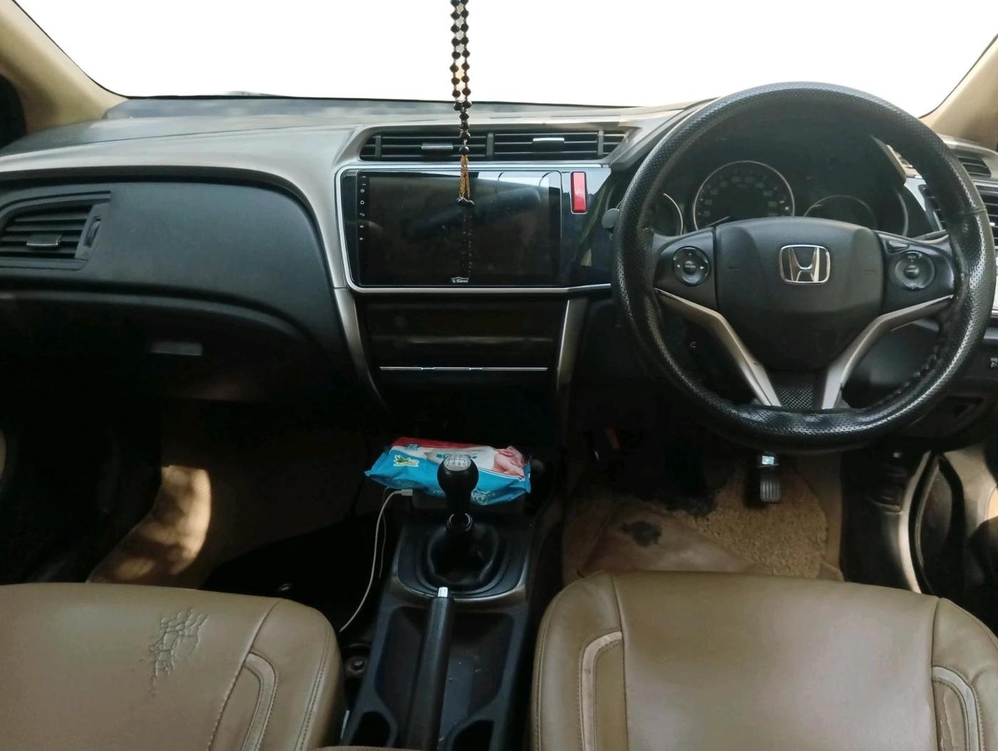 2014 Honda City 1.5L I-DTEC SV, Diesel, Manual, 1,34,144 km, interior