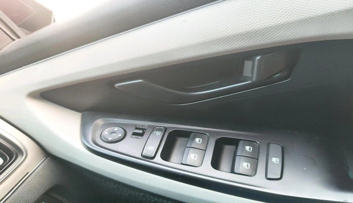 2021 Hyundai Creta E 1.5 PETROL, Petrol, Manual, 54,015 km, interior