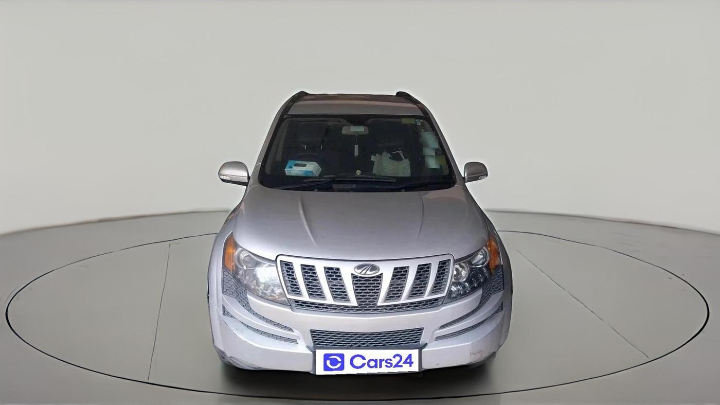 2015 Mahindra XUV500 W6, Diesel, Manual, 1,36,267 km, exterior