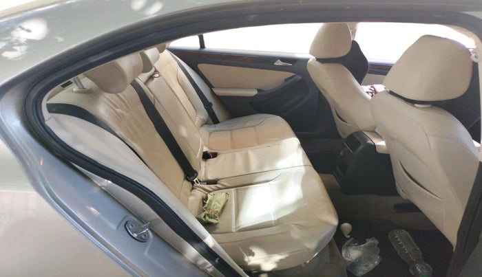 2012 Volkswagen Jetta COMFORTLINE TDI, Diesel, Manual, 1,00,766 km, interior