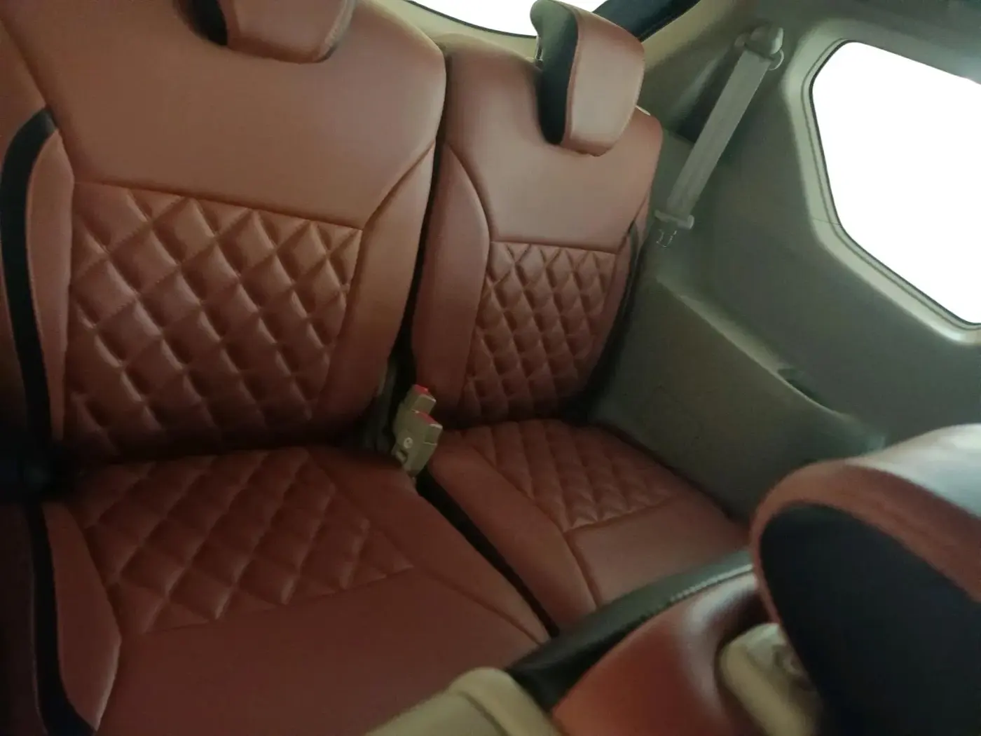 2025 Maruti Ertiga VXi (O), Petrol, Manual, 9,001 km, interior