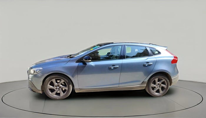 2014 Volvo V40 Cross Country D3, Diesel, Automatic, 1,45,612 km, exterior