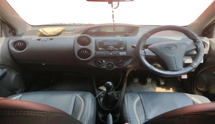 2013 Toyota Etios Liva G, Petrol, Manual, 78,554 km, interior