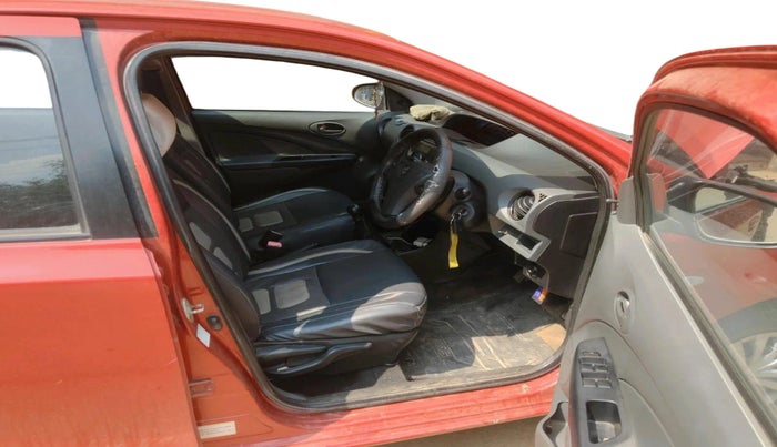 2013 Toyota Etios Liva G, Petrol, Manual, 78,554 km, interior