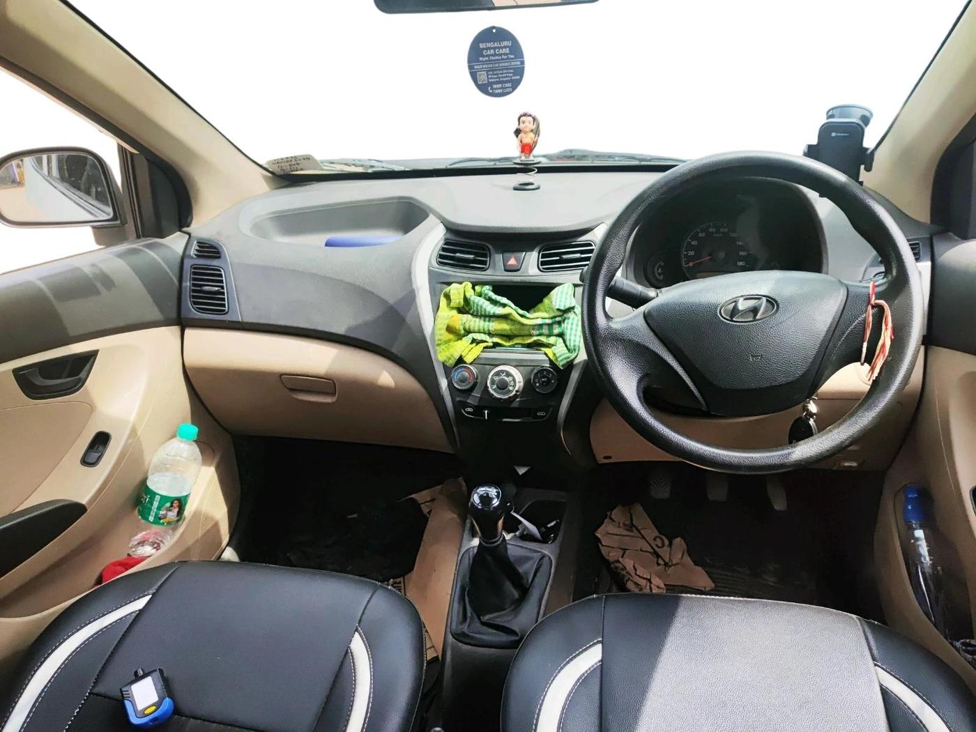 2012 Hyundai Eon ERA +, Petrol, Manual, 70,443 km, interior