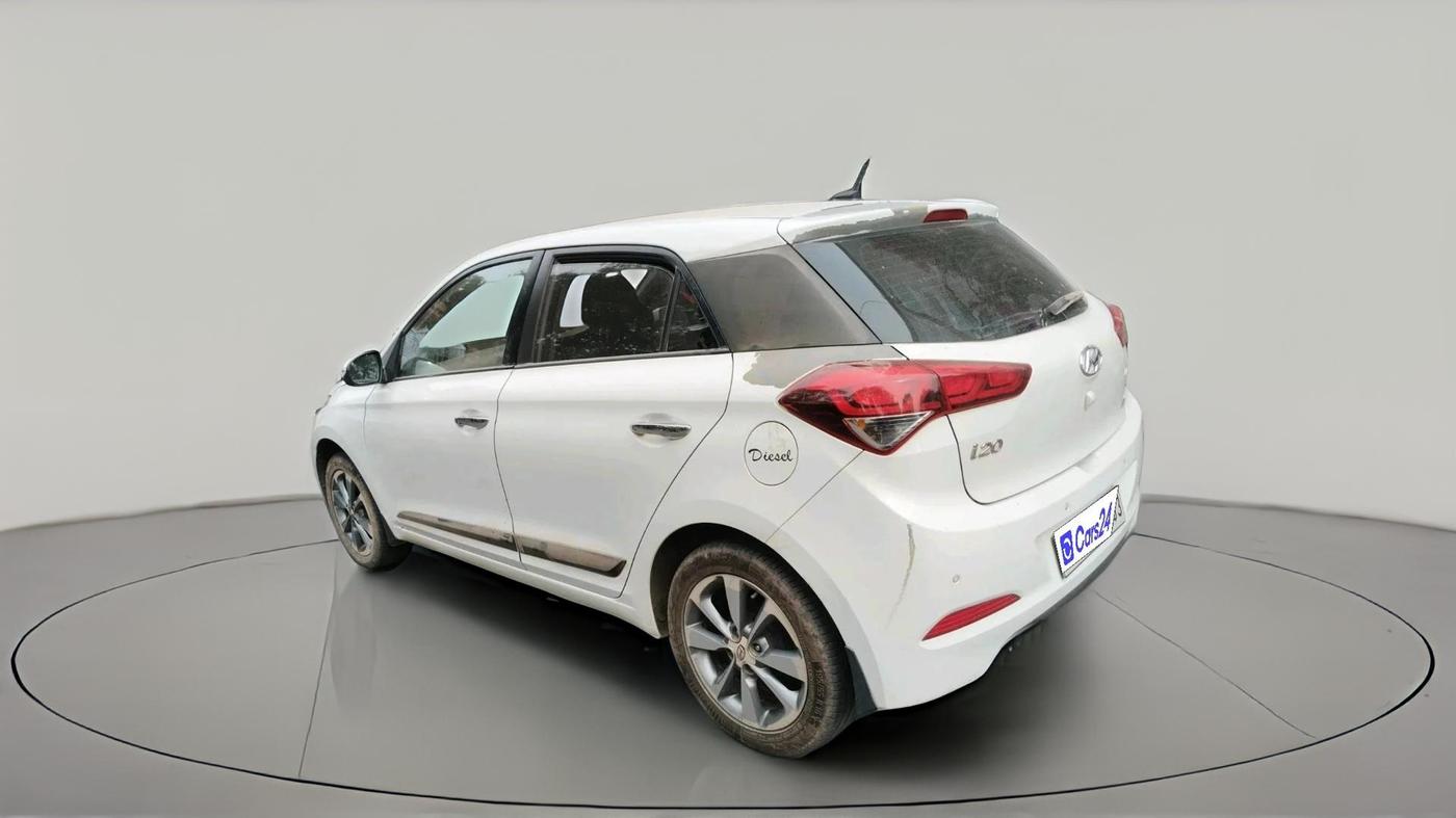 2015 Hyundai Elite i20 ASTA 1.4 CRDI (O), Diesel, Manual, 1,64,853 km, exterior