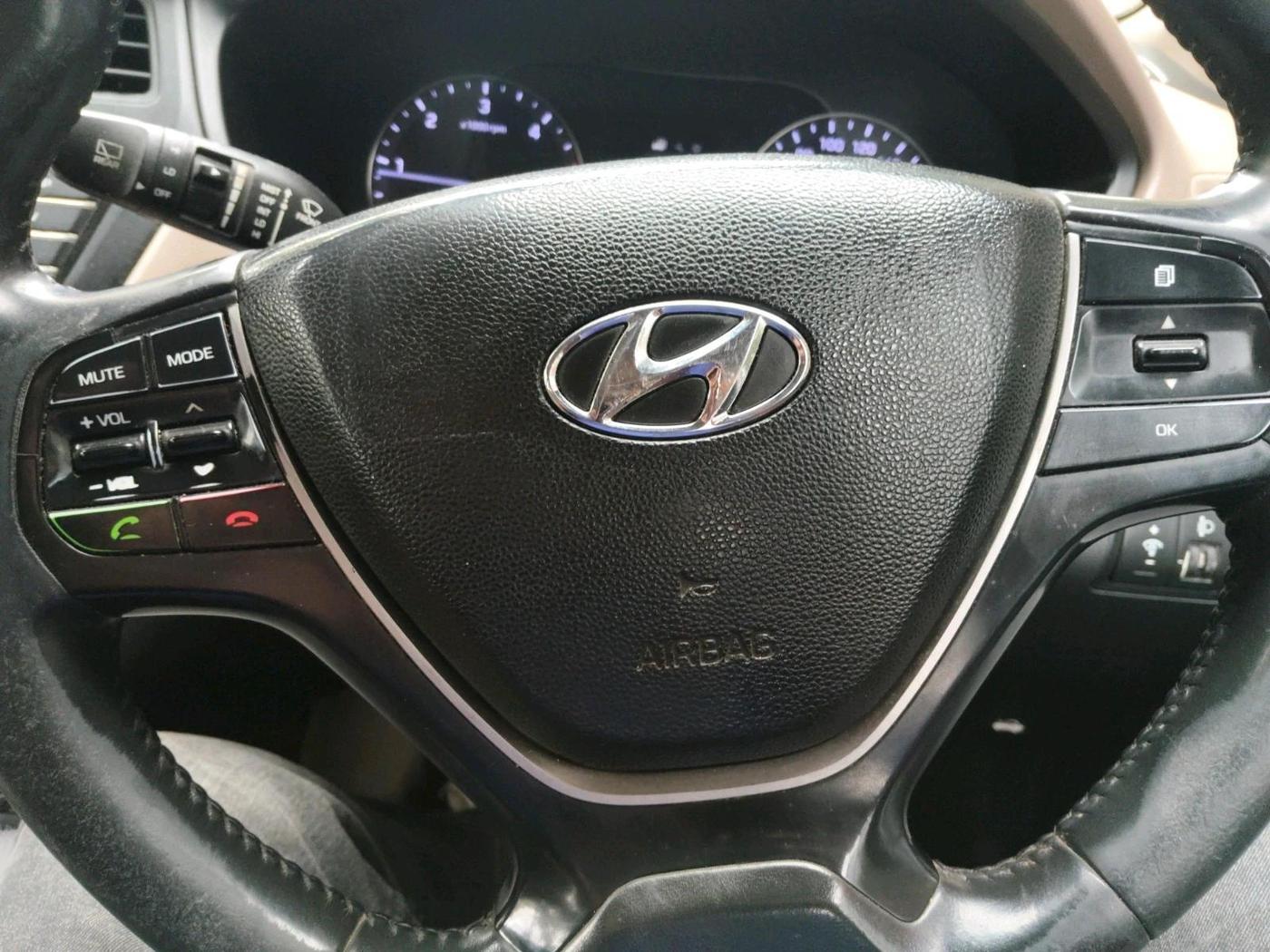 2015 Hyundai Elite i20 ASTA 1.4 CRDI (O), Diesel, Manual, 1,64,853 km, interior