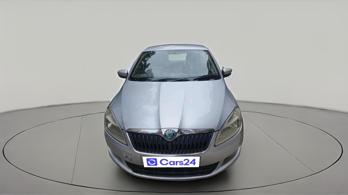 2012 Skoda Rapid AMBITION 1.6 TDI CR MT, Diesel, Manual, 82,909 km, exterior