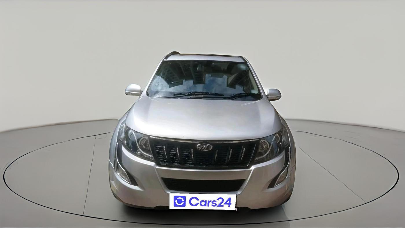 2015 Mahindra XUV500 W10, Diesel, Manual, 1,12,122 km, exterior