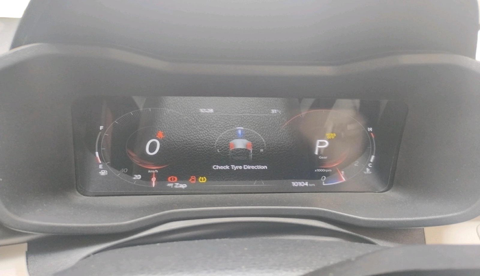2024 Mahindra XUV 3XO AX5L 1.2 TGDi AT, Petrol, Automatic, 10,104 km, interior