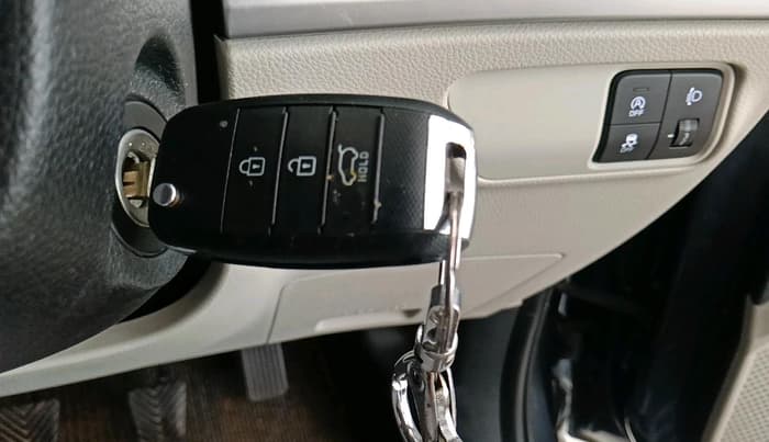 2023 KIA CARENS PRESTIGE 1.5 PETROL 7 STR, Petrol, Manual, 43,244 km, interior