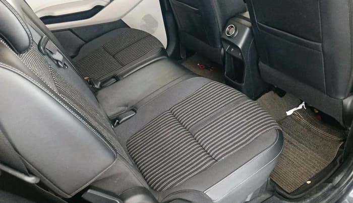 2023 KIA CARENS PRESTIGE 1.5 PETROL 7 STR, Petrol, Manual, 43,244 km, interior