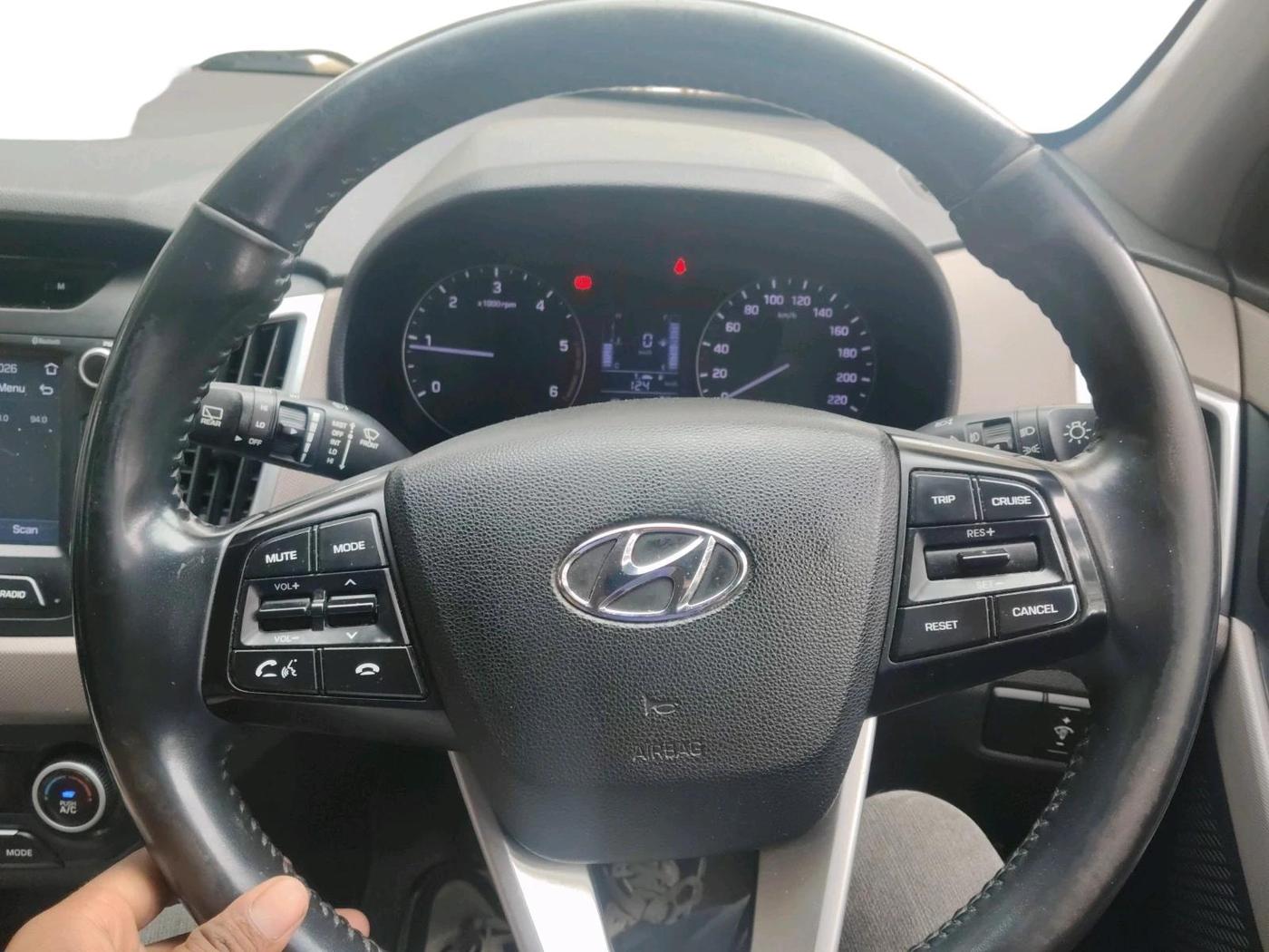 2018 Hyundai Creta SX AT 1.6 DIESEL, Diesel, Automatic, 90,641 km, interior