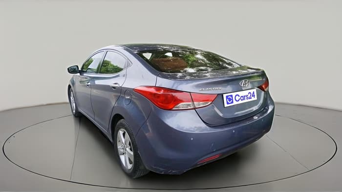 2013 Hyundai New Elantra 1.8 SX MT VTVT, Petrol, Manual, 1,47,903 km, exterior