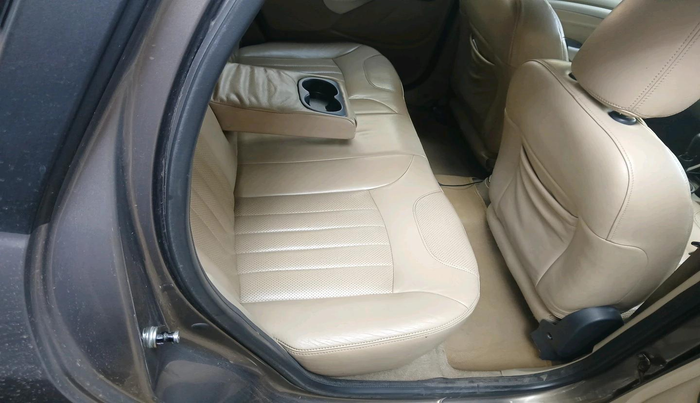 2014 Nissan Terrano XL D PLUS, Diesel, Manual, 1,23,413 km, interior