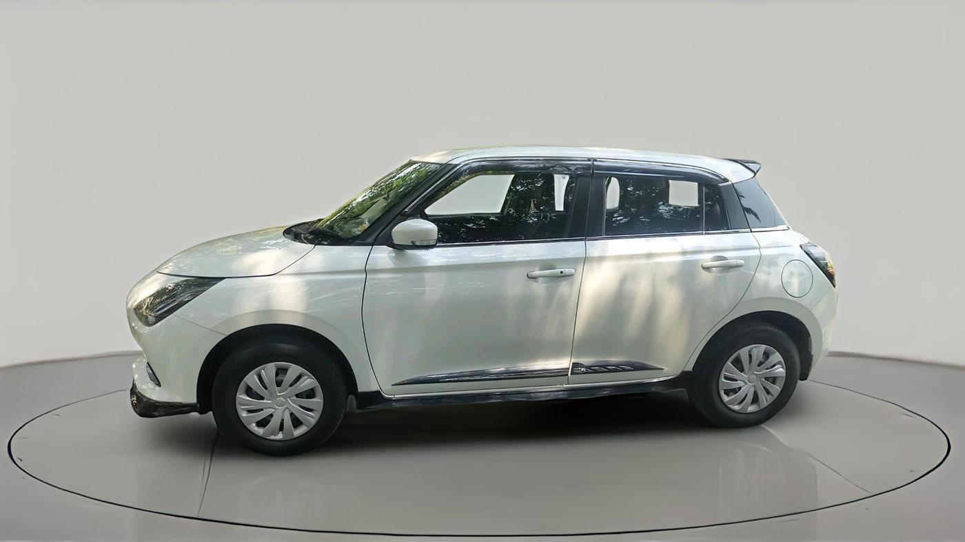 2024 Maruti Swift VXi (O) AMT, Petrol, Automatic, 13,520 km, exterior