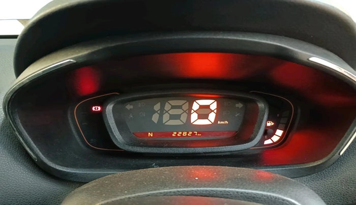 2017 Renault Kwid CLIMBER 1.0 AMT, Petrol, Automatic, 22,827 km, interior