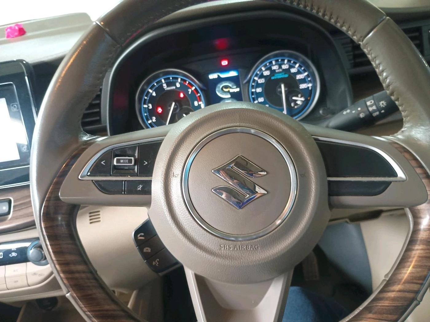 2018 Maruti Ertiga ZXI SHVS, Petrol, Manual, 77,719 km, interior