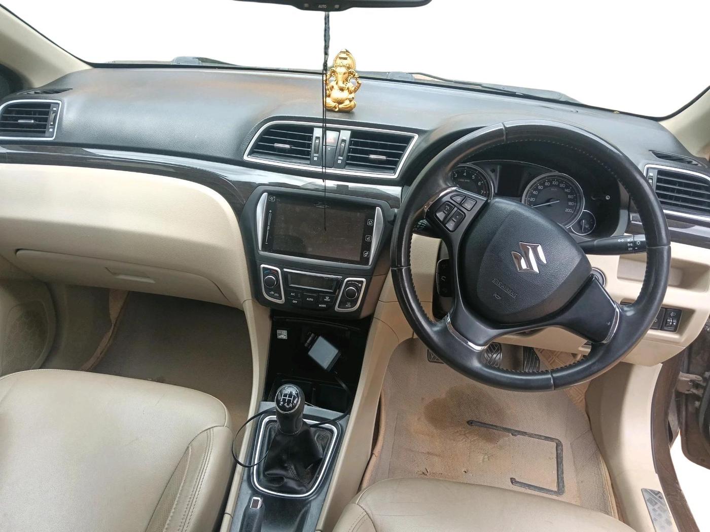 2017 Maruti Ciaz ALPHA 1.4 PETROL, Petrol, Manual, 86,920 km, interior
