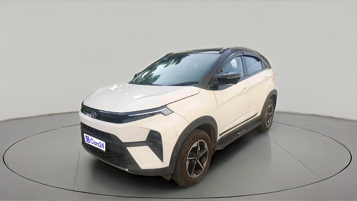 2023 Tata NEXON FEARLESS SUNROOF DUAL TONE 1.2 PETROL, Petrol, Manual, 16,060 km, exterior