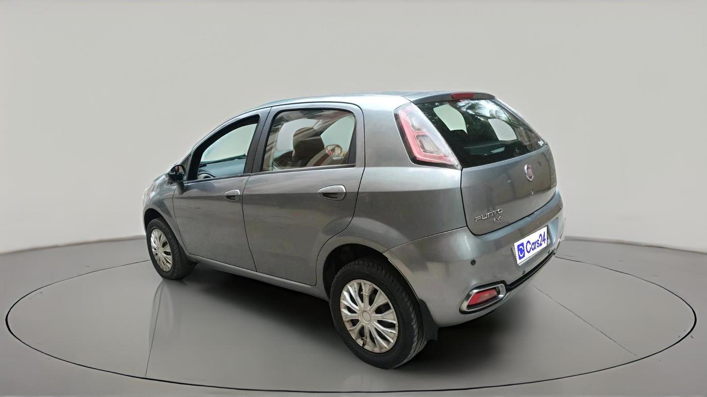 2015 Fiat Grand Punto Active Multijet 1.3, Diesel, Manual, 1,43,514 km, exterior