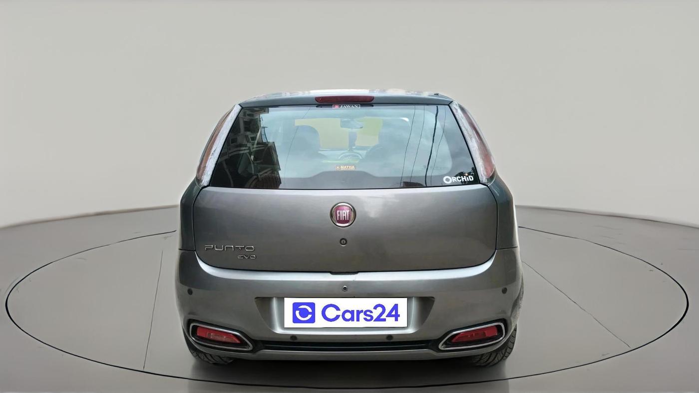 2015 Fiat Grand Punto Active Multijet 1.3, Diesel, Manual, 1,43,514 km, exterior