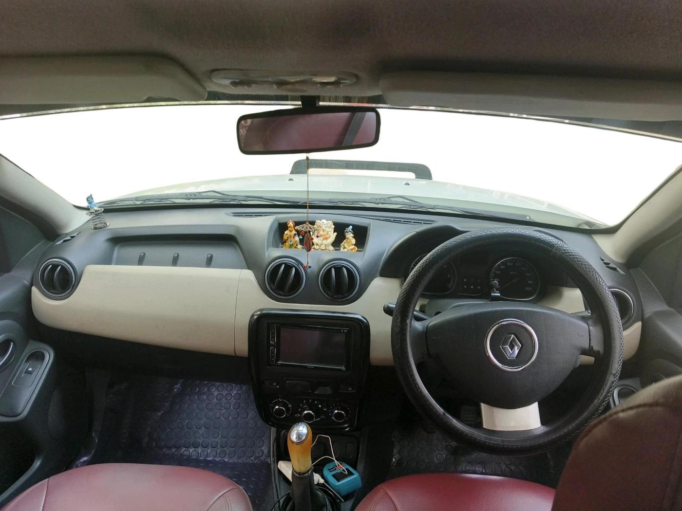 2013 Renault Duster 85 PS RXL DIESEL, Diesel, Manual, 1,68,555 km, interior