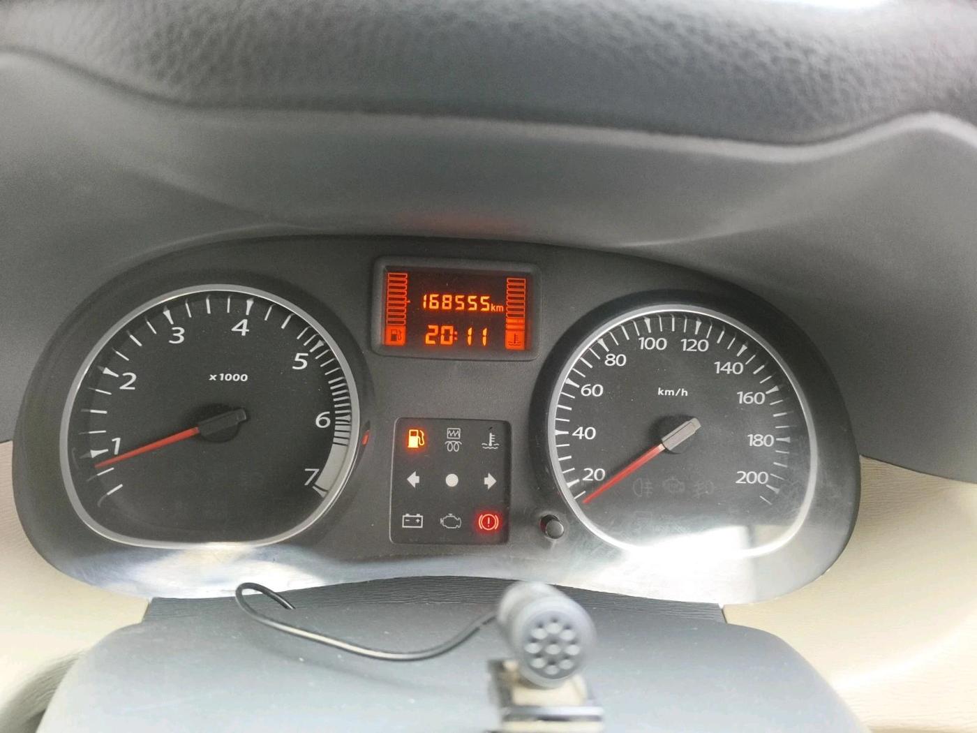 2013 Renault Duster 85 PS RXL DIESEL, Diesel, Manual, 1,68,555 km, interior