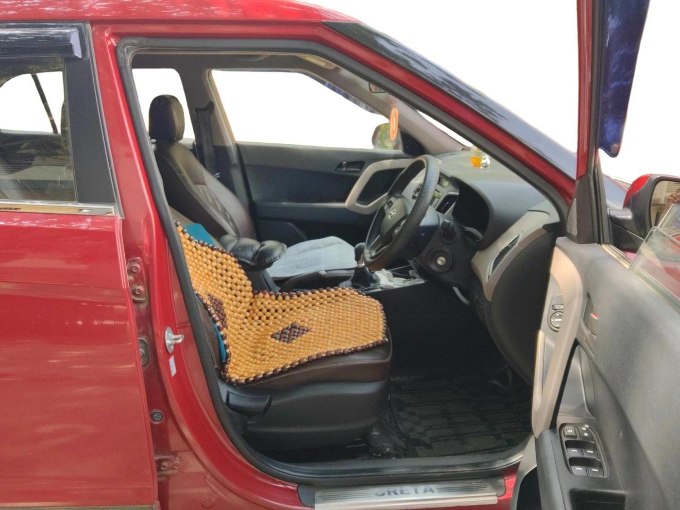 2017 Hyundai Creta E PLUS 1.6 PETROL, Petrol, Manual, 15,418 km, interior