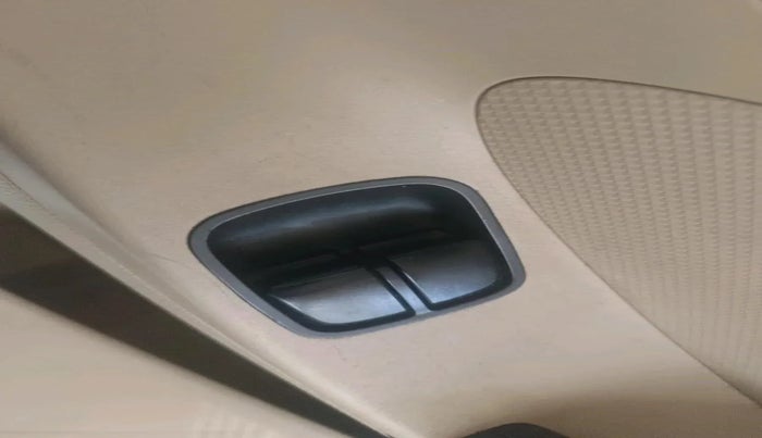 2015 Hyundai Eon MAGNA +, Petrol, Manual, 71,857 km, interior