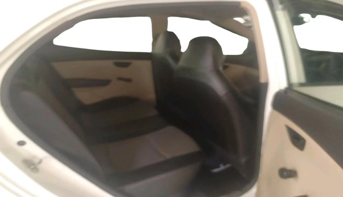 2015 Hyundai Eon MAGNA +, Petrol, Manual, 71,857 km, interior