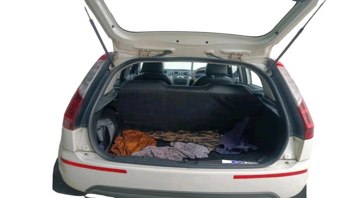 2012 Ford Figo ZXI 1.4 DIESEL, Diesel, Manual, 1,02,485 km, exterior