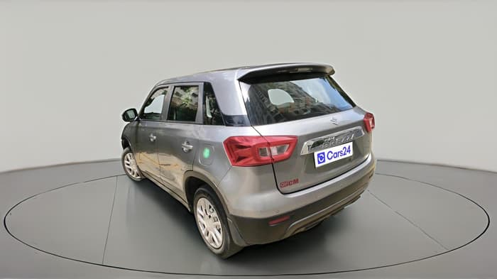 2022 Maruti Vitara Brezza LXI, Petrol, Manual, 1,03,991 km, exterior