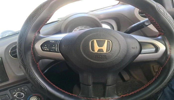 2012 Honda Brio V MT, Petrol, Manual, 44,775 km, interior