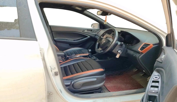 2016 Hyundai i20 Active 1.2 S, Petrol, Manual, 57,560 km, interior
