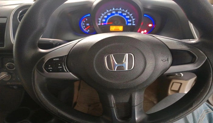 2014 Honda Mobilio 1.5L I-DTEC S, Diesel, Manual, 91,062 km, interior