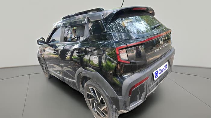 2024 Mahindra XUV 3XO AX7 1.2 TGDi AT, Petrol, Automatic, 47,203 km, exterior