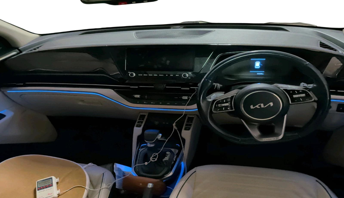 2022 KIA CARENS LUXURY PLUS 1.5 DIESEL AT 7 STR, Diesel, Automatic, 1,21,670 km, interior