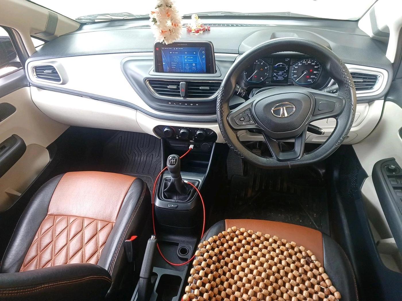 2021 Tata ALTROZ XM PLUS PETROL, Petrol, Manual, 35,030 km, interior