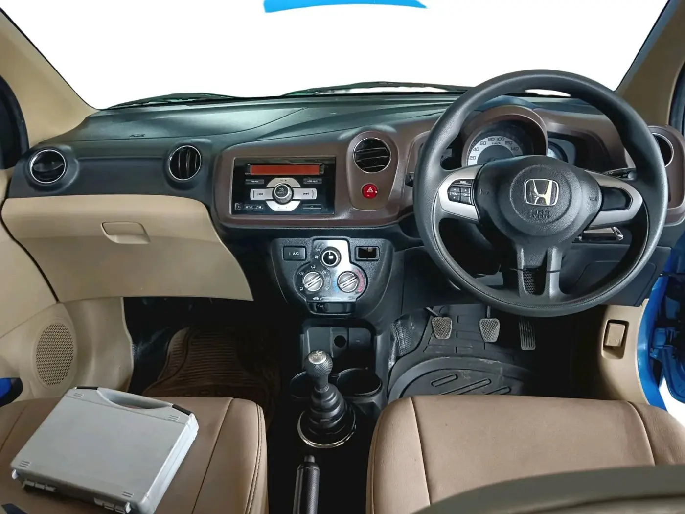 2012 Honda Brio S(O) MT, Petrol, Manual, 12,500 km, interior