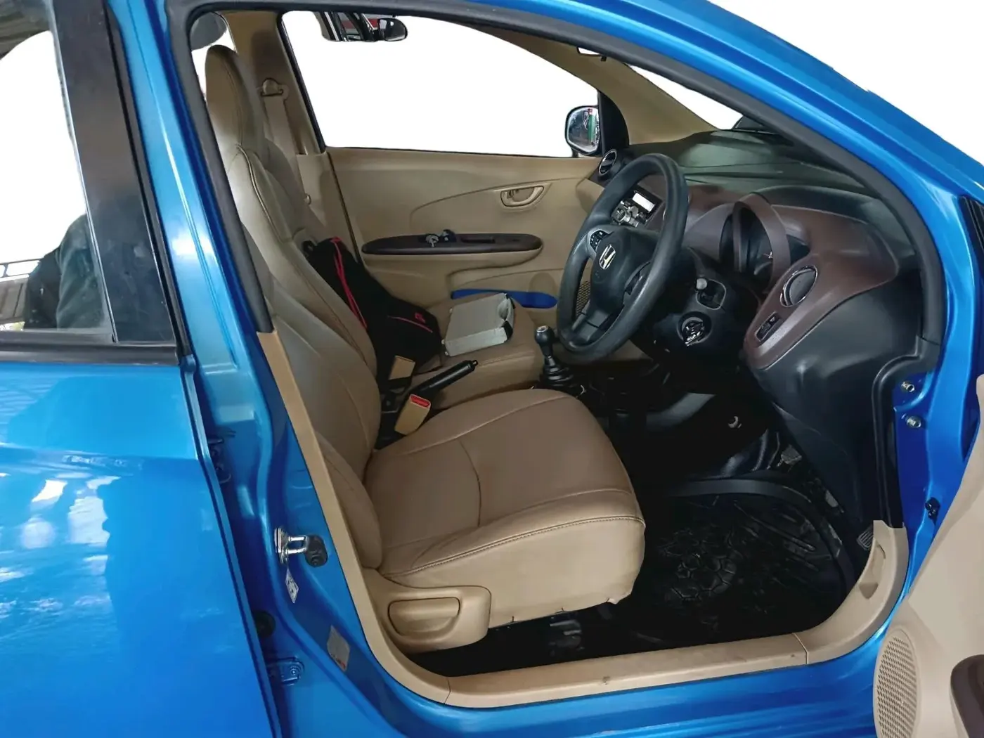 2012 Honda Brio S(O) MT, Petrol, Manual, 12,500 km, interior